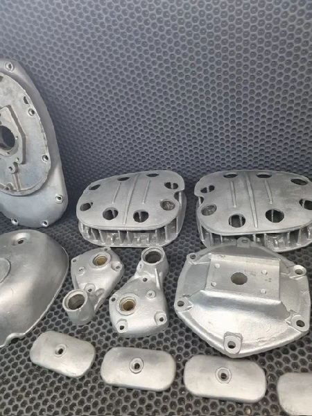 какие были турбины до Готовые турбины Какая была до Сделанная коробка Сделанные детали "Aquablastov" наши услуги: аквабласт, пескоструй, аргон, порошковая покраска Мои контакты +375 29 160 52 07 Viber, WhatsApp, Telegram